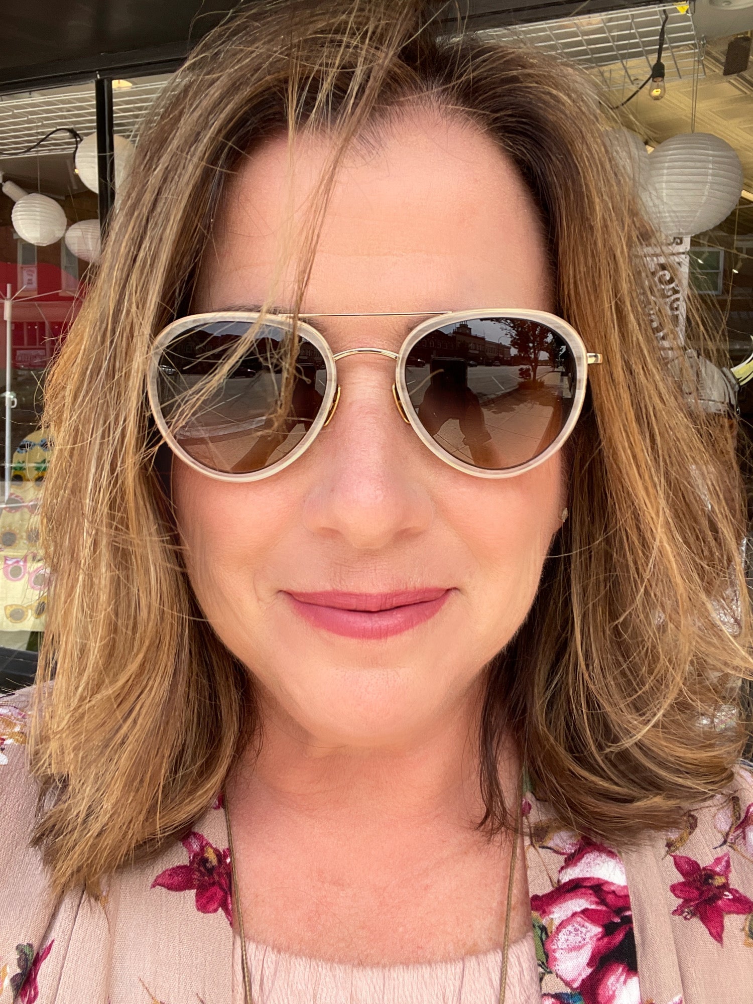 SUNGLASSES